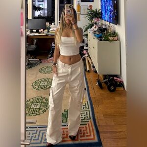 ⚡️Comfy•White Cargo Pants Size 28